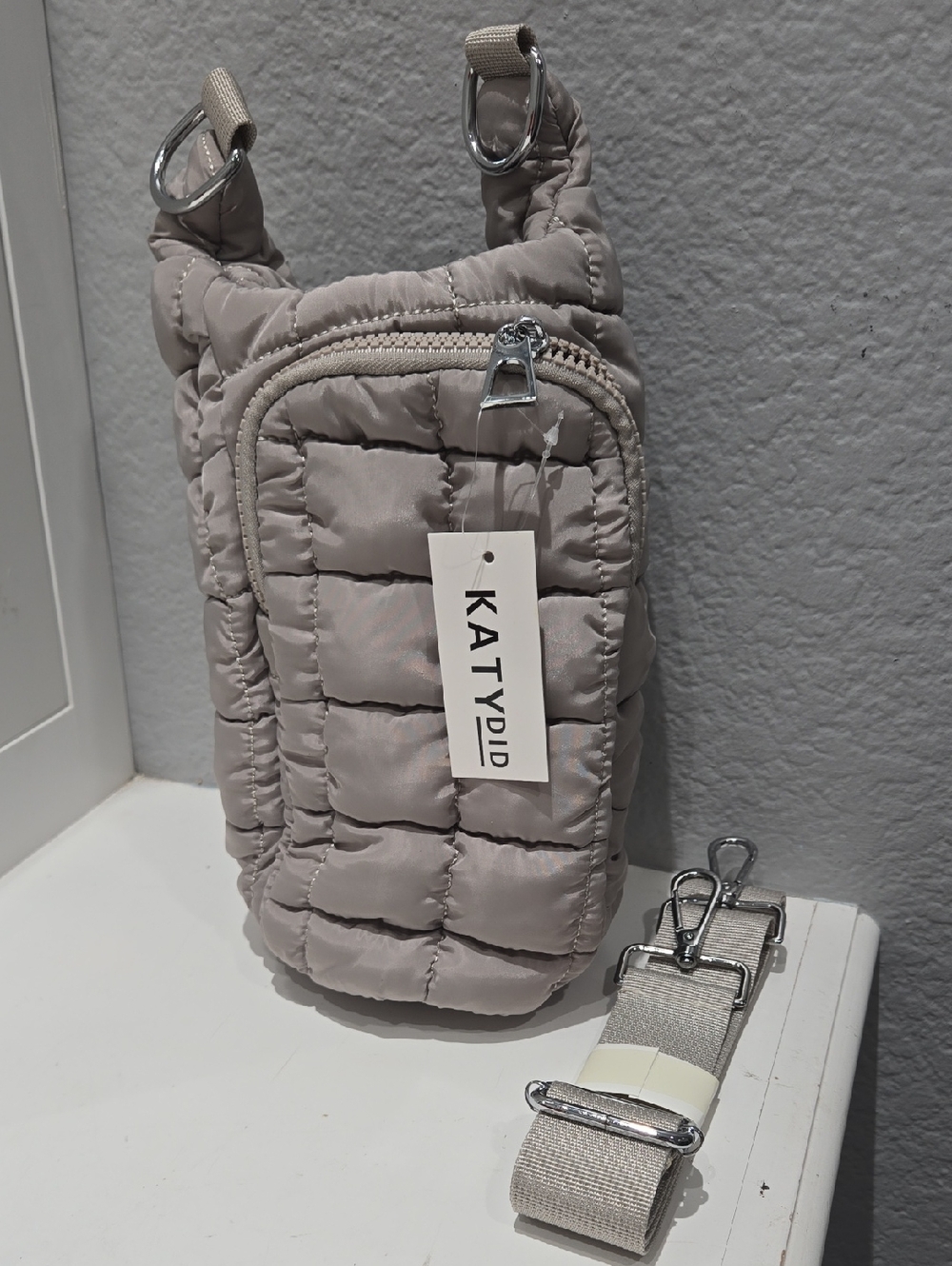 KATY DID Quilted Crossbody Pouch For Tumblers